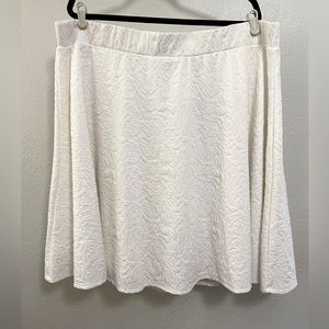 TORRID IVORY TEXTURED KNIT SKATER SKIRT